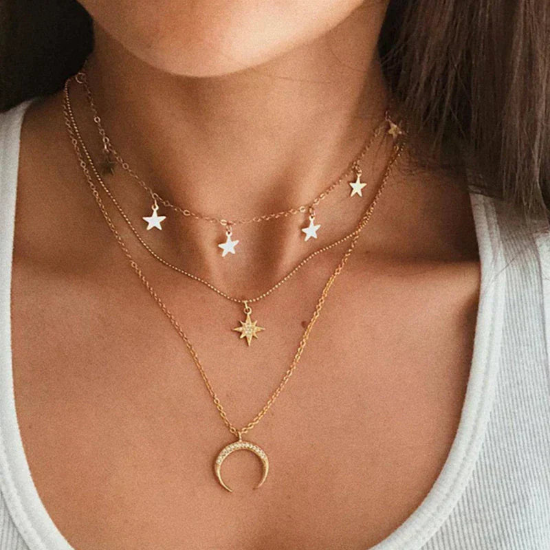 Collier en Or en Forme de Demi-Lune