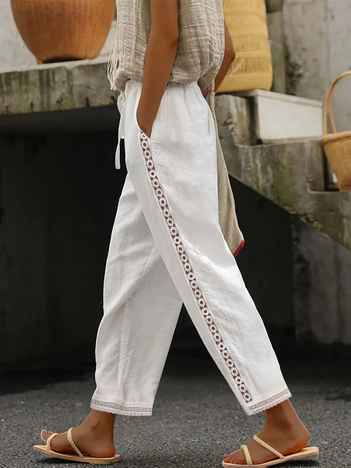 Ava - Pantalon droit avec poches en biais en dentelle