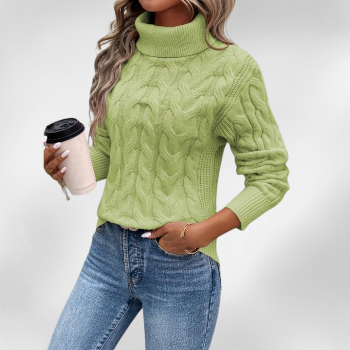Lanie | Pull à col montant en tricot torsadé