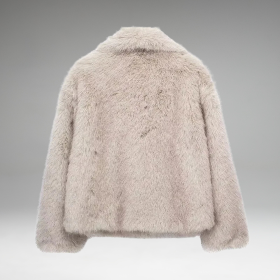Auralis™ - Veste en Fourrure Élégante
