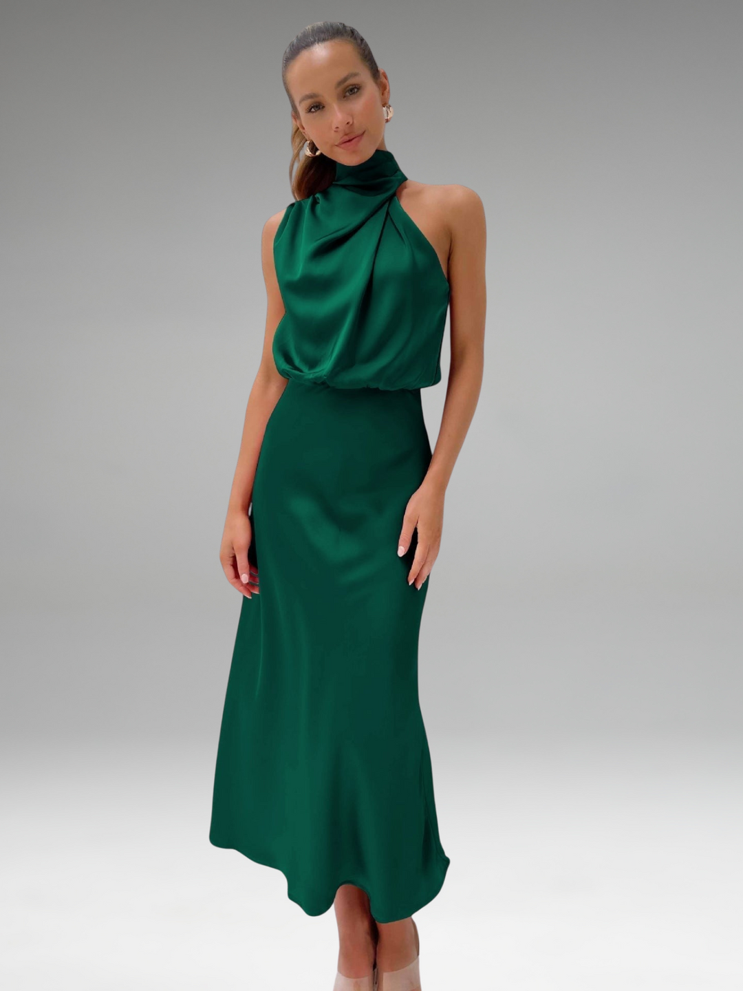 Flavia - Robe en satin glamour avec col halter