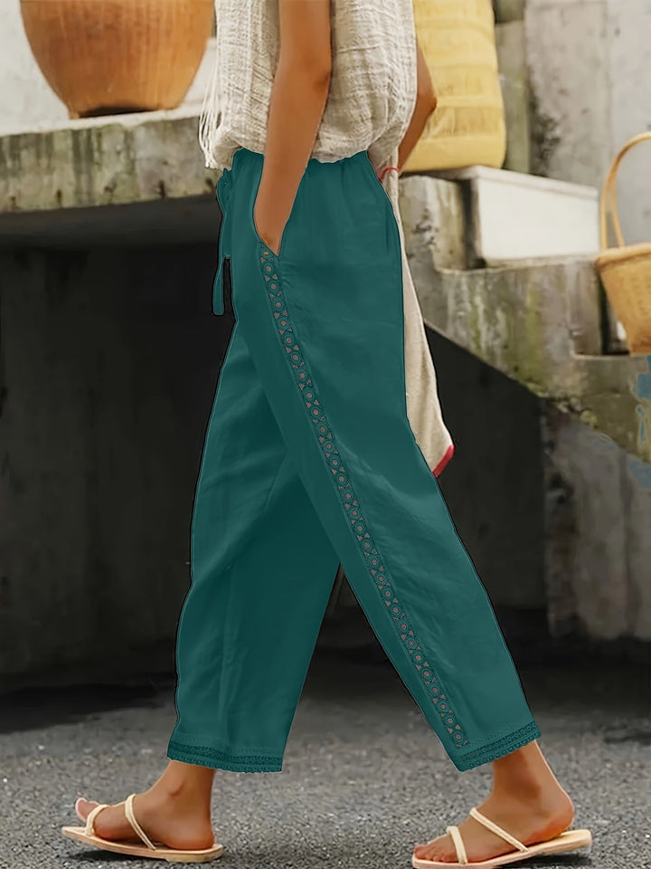 Ava - Pantalon droit avec poches en biais en dentelle