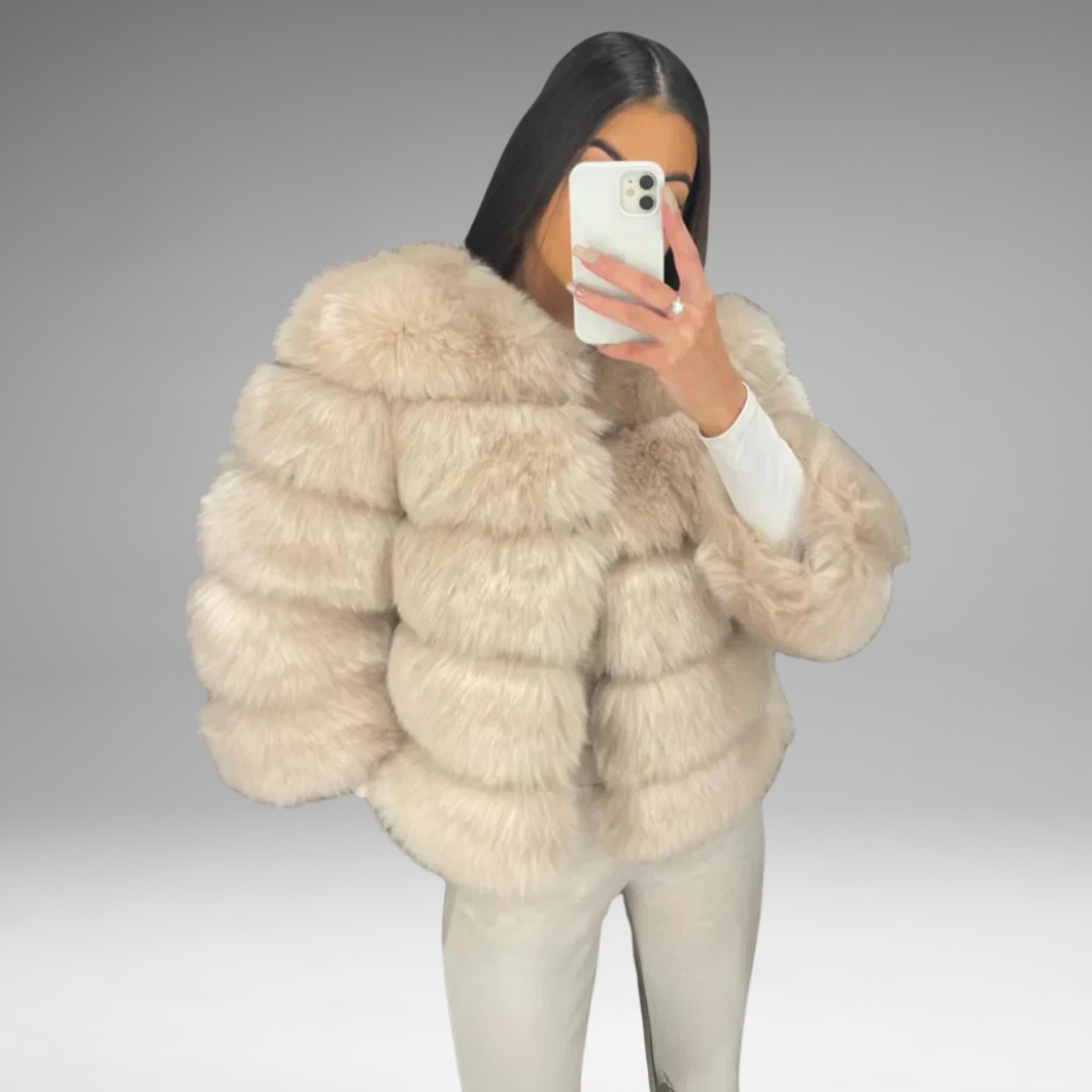 Tarynna - Veste en Fourrure Synthétique Douillette