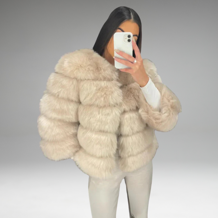 Tarynna - Veste en Fourrure Synthétique Douillette