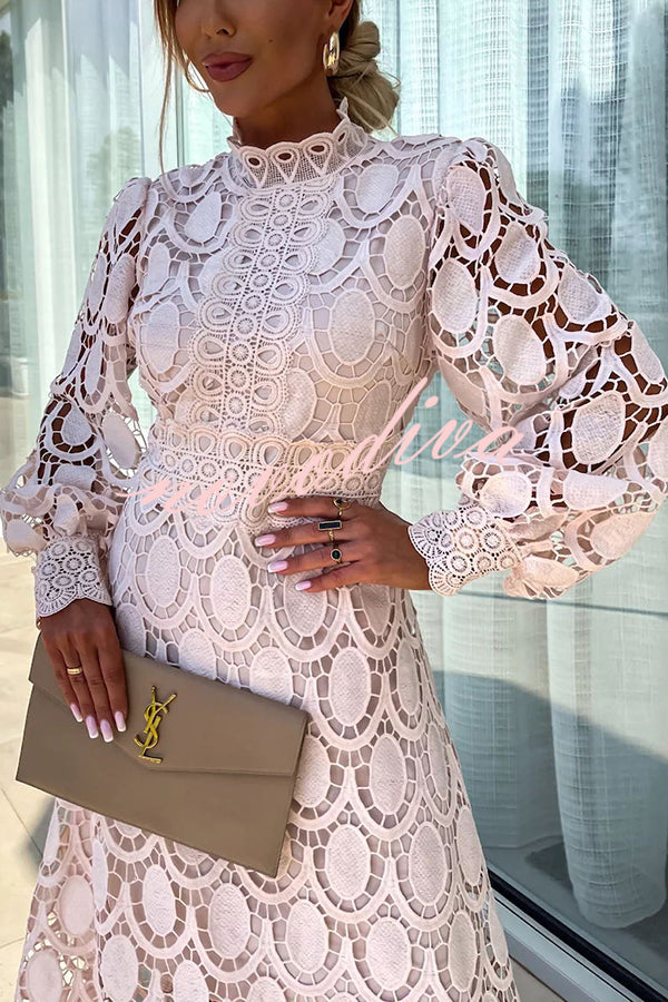 Charlize - Robe en dentelle romantique