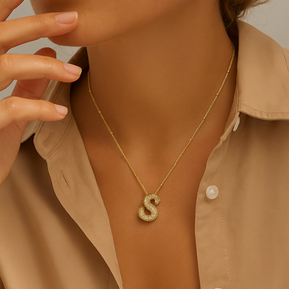 Collier avec initiale en lettres bulles | Or