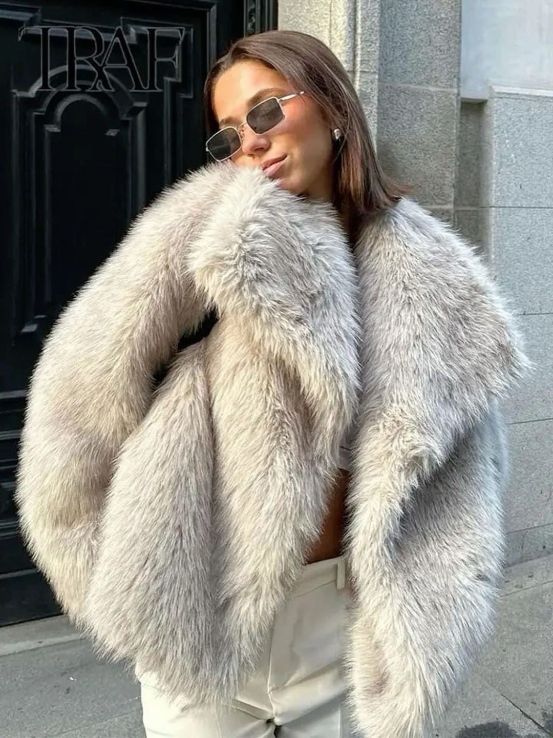 Myla - Manteau en Fausse Fourrure