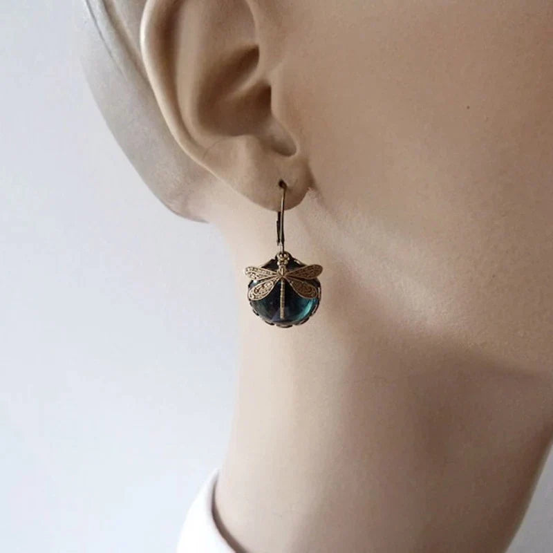 Boucles d'oreilles libellule en or antique avec cristal