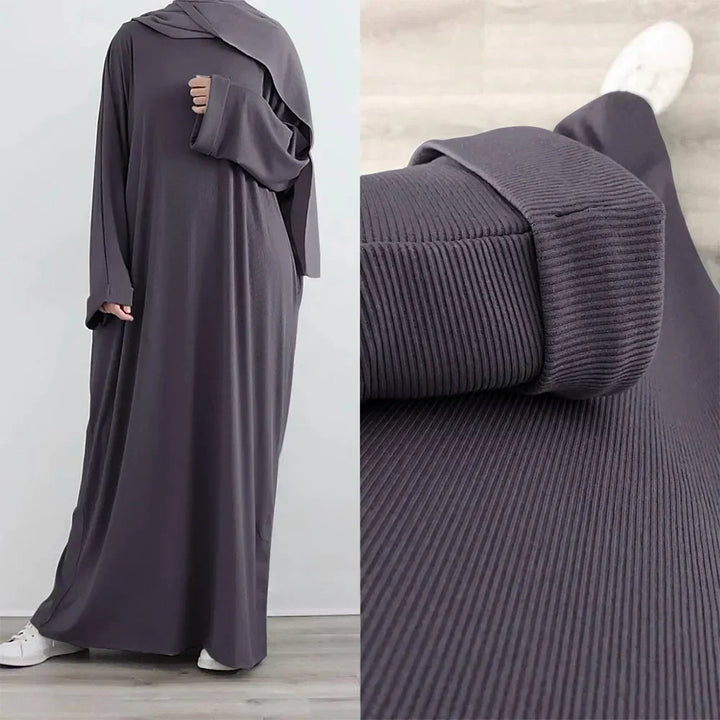 Ariane - Abaya Tricotée Élégante avec Ceinture et Poches Latérales