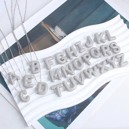 Collier initial en lettres bulles | Or Blanc