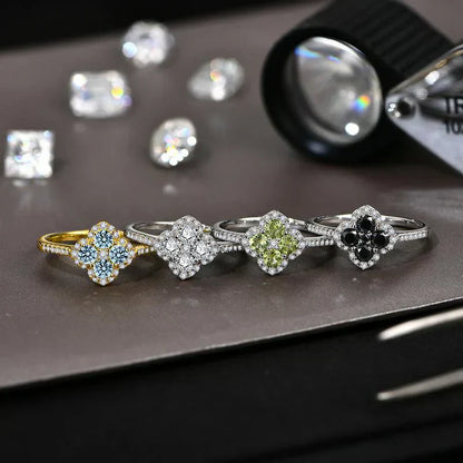 Bague Soraya en trèfle | Or blanc