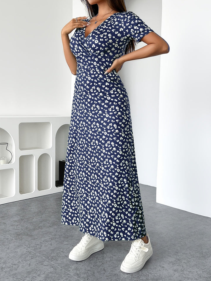 Lucia - La Robe Tricotée Florale Élégante
