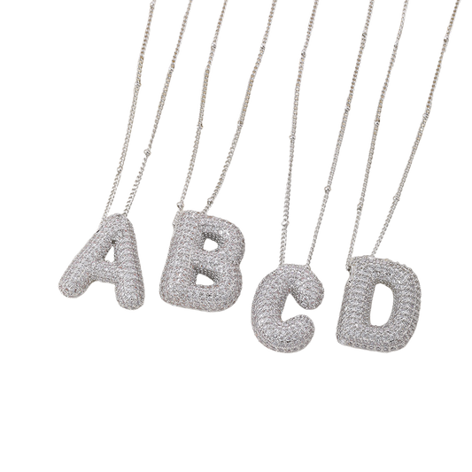 Collier initial en lettres bulles | Or Blanc