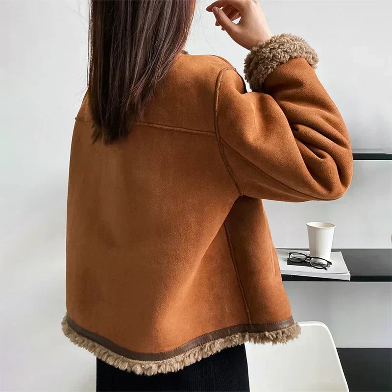 Charlene - Veste en Peau de Mouton avec Boutons