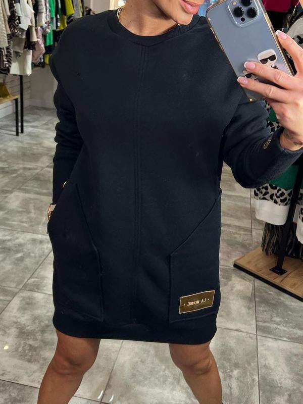 Audrey – Robe Élegante à Col Rond en Matériaux Durables